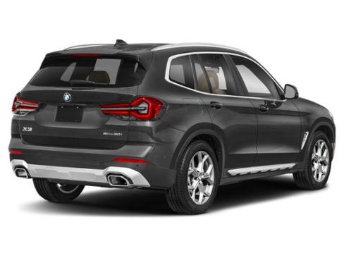Used 2022 BMW X3 xDrive30i w/ Convenience Package AWD/4WD image 2