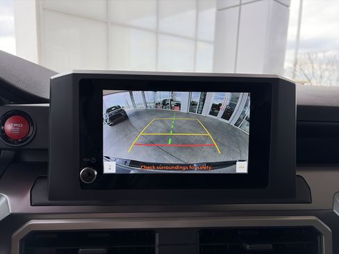 Certified 2025 Toyota Tacoma TRD Sport image 38