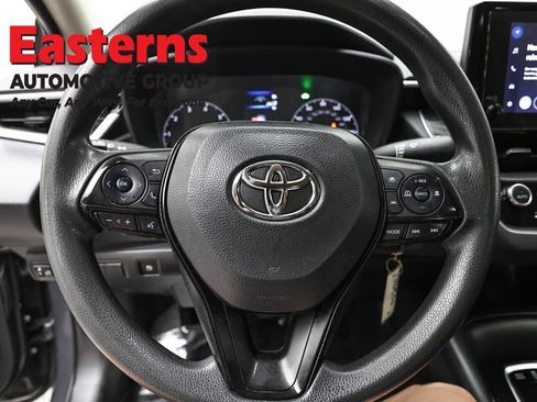 Used 2023 Toyota Corolla LE FWD image 10