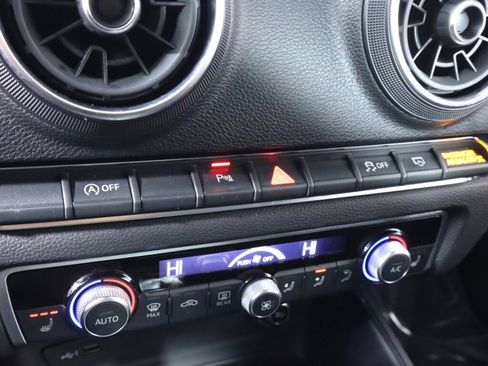 Used 2019 Audi A3 2.0T Premium image 19