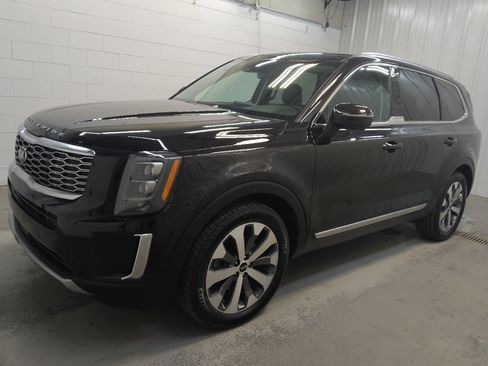 Used 2021 Kia Telluride EX w/ EX Premium Package FWD image 2