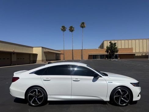 Used 2022 Honda Accord Sport image 8