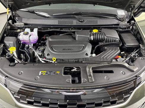 New 2027 Chrysler Pacifica Select FWD image 41