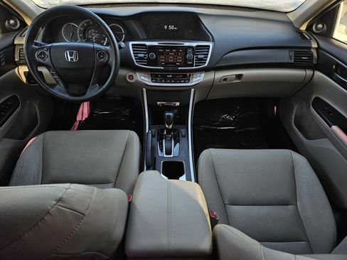 Used 2015 Honda Accord EX-L image 32