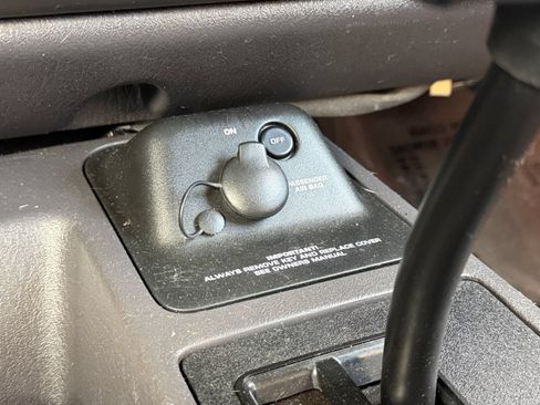 Used 2000 Jeep Wrangler Sport AWD/4WD image 24