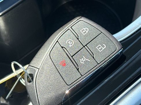 Certified 2026 Chevrolet Traverse High Country w/ LPO, Floor Liner Package AWD/4WD image 40