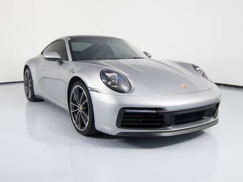 Certified 2021 Porsche 911 Carrera image 12