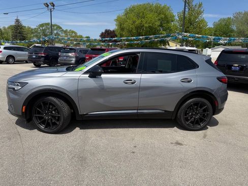 Used 2022 Buick Envision Essence w/ Sport Touring Package AWD/4WD image 5