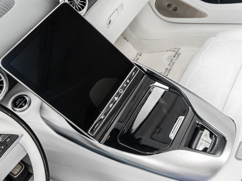 Used 2026 Mercedes-Benz Maybach SL 680 image 30