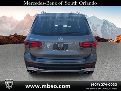 Used 2025 Mercedes-Benz GLB 35 AMG 4MATIC image 18