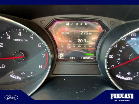 Used 2017 Kia Sedona SX FWD image 11