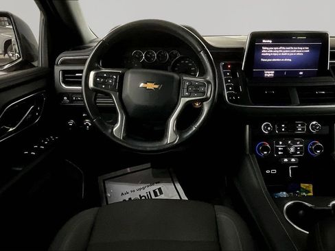 Used 2021 Chevrolet Suburban LS image 10
