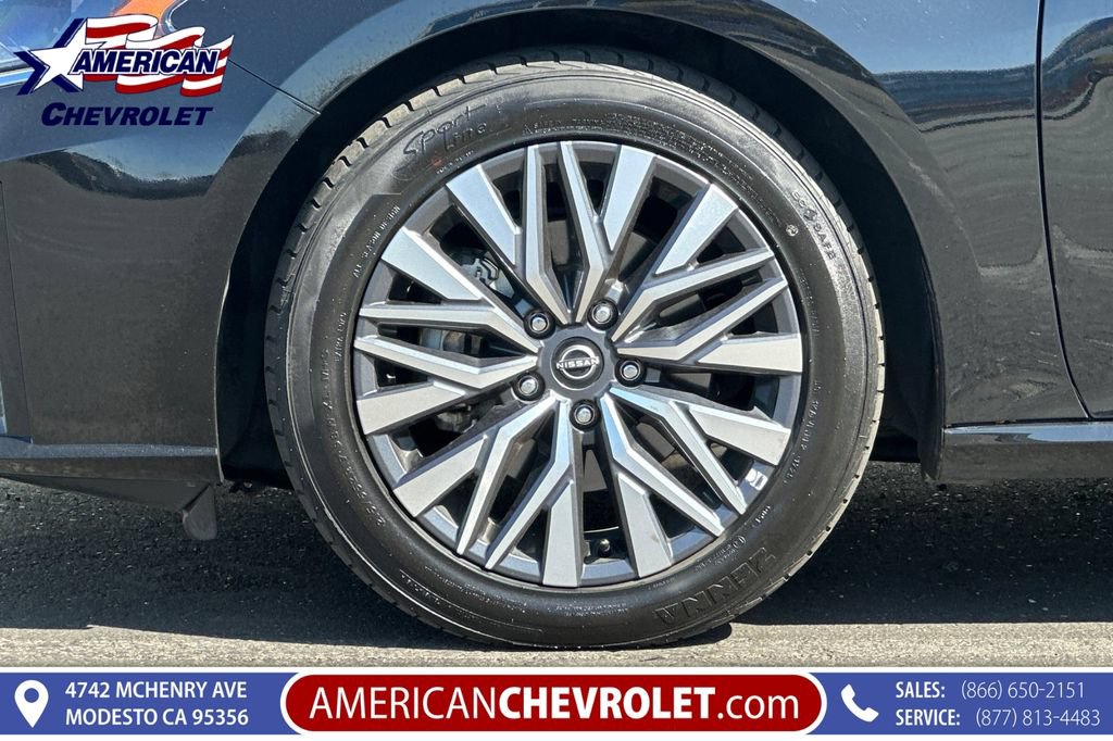 Used 2025 Nissan Altima 2.5 SV FWD image 36