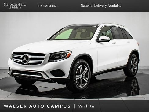 Used 2017 Mercedes-Benz GLC 300 4MATIC image 1