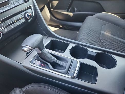 Used 2020 Kia Optima LX FWD image 30