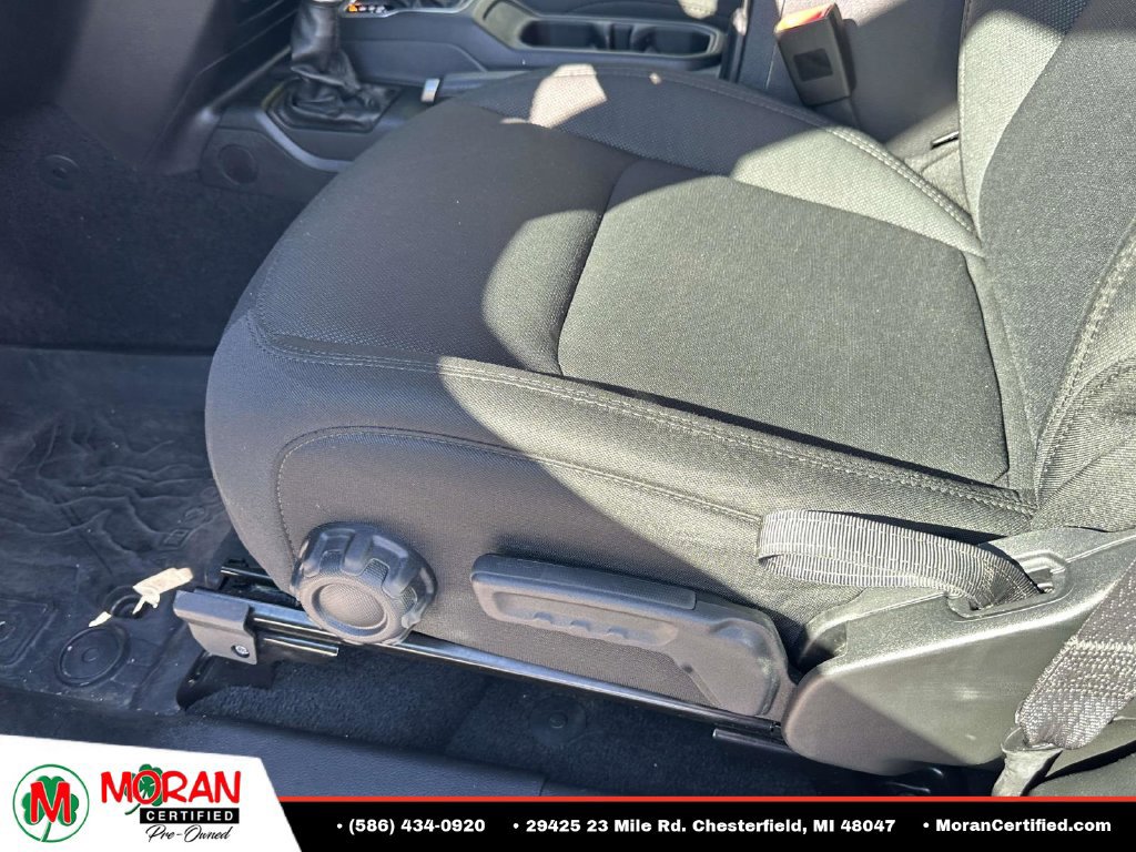 Used 2020 Jeep Wrangler Sport AWD/4WD image 16