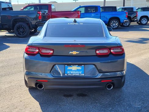 Used 2019 Chevrolet Camaro LT image 4