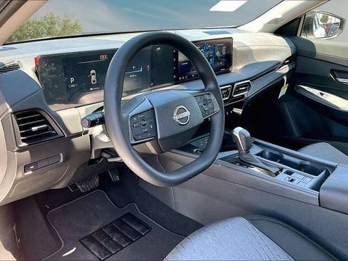 New 2027 Nissan Sentra SV FWD image 7