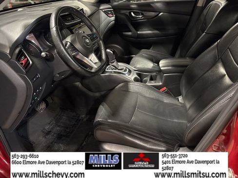 Used 2019 Nissan Rogue SL w/ Premium Package AWD/4WD image 10