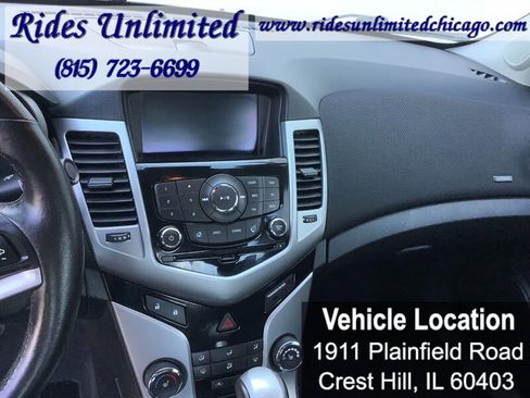 Used 2014 Chevrolet Cruze LT FWD image 14