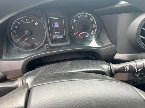 Used 2023 Toyota Tacoma SR AWD/4WD image 27