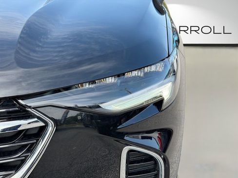 Used 2022 Buick Envision Preferred image 9