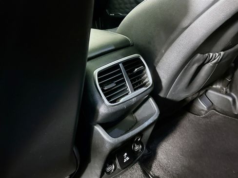 Used 2019 Hyundai Santa Fe Limited w/ Cargo Package image 28