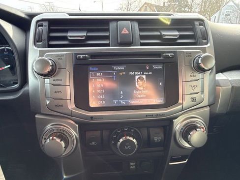 Used 2017 Toyota 4Runner SR5 image 25