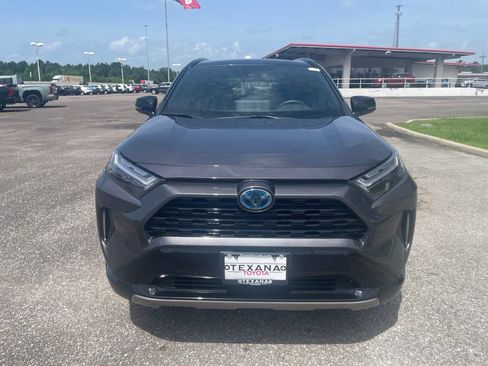 Used 2024 Toyota RAV4 XSE AWD/4WD image 3