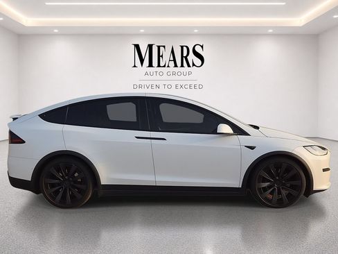 Used 2022 Tesla Model X AWD/4WD image 6