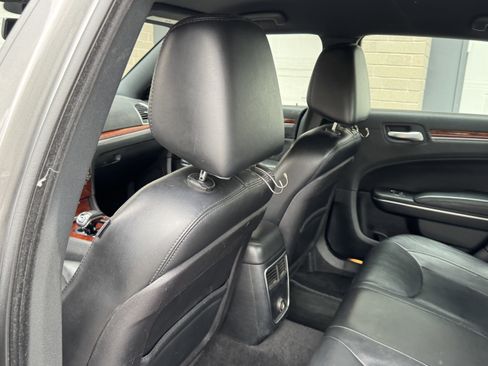 Used 2012 Chrysler 300 Limited AWD/4WD image 25