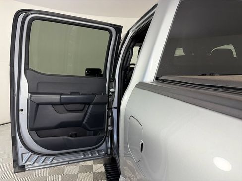 Certified 2022 Ford F150 XL w/ STX Appearance Package AWD/4WD image 12