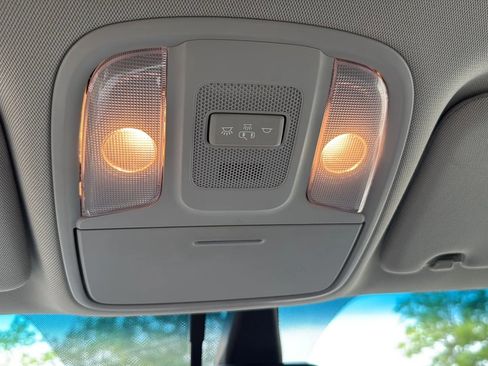 Used 2020 Kia Optima S image 38