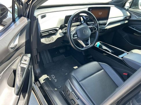 Used 2023 Volkswagen ID.4 S RWD image 8