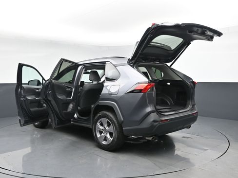 Used 2023 Toyota RAV4 XLE w/ Convenience Package image 31