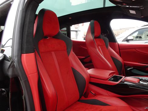Used 2022 Aston Martin DBX AWD/4WD image 20