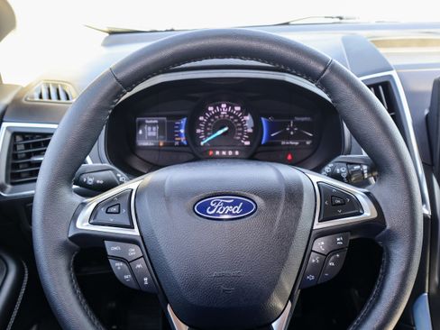Used 2024 Ford Edge Titanium w/ Equipment Group 301A AWD/4WD image 22