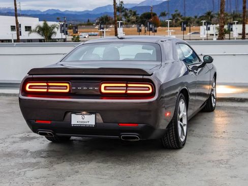 Used 2022 Dodge Challenger GT image 8