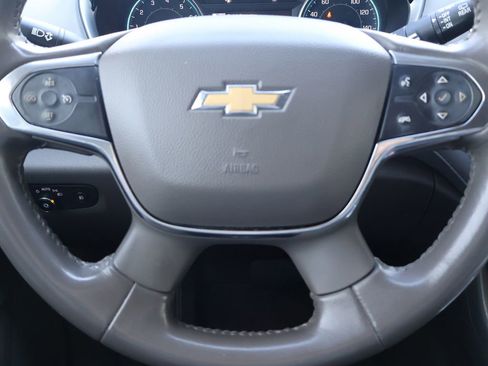 Used 2018 Chevrolet Traverse LT image 14