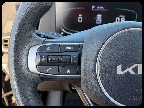 Used 2023 Kia Sportage LX FWD image 27