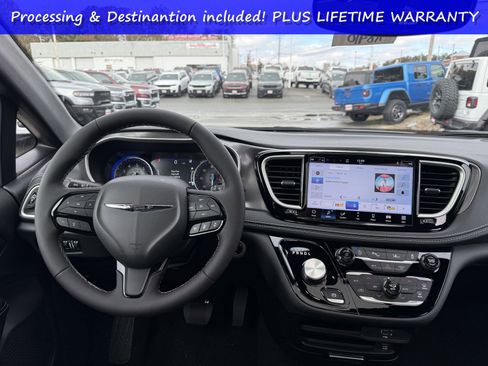 New 2026 Chrysler Pacifica Select FWD image 19
