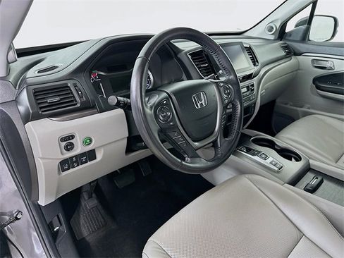 Certified 2023 Honda Ridgeline RTL image 18