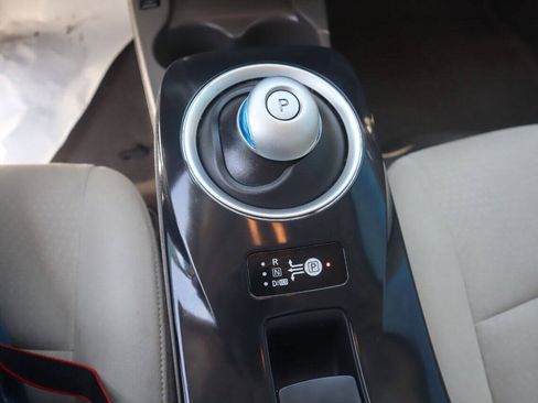 Used 2012 Nissan Leaf SL FWD image 26