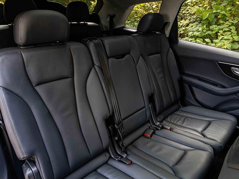 Used 2024 Audi Q7 Premium Plus image 27