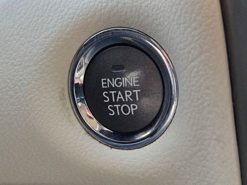 Used 2016 Lexus GX 460 Luxury w/ Preferred Accessory Package image 24