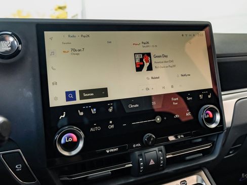 Used 2025 Lexus GX 550 image 70