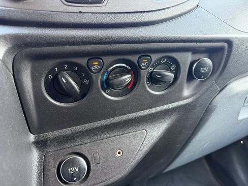 Used 2019 Ford Transit 250 148 High Roof Extended RWD image 19
