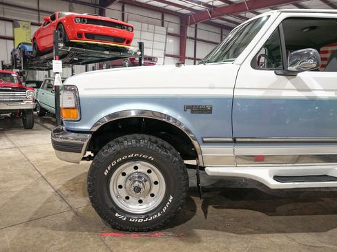 Used 1997 Ford F250 4x4 SuperCab Heavy Duty image 3
