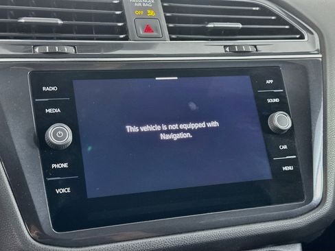 Used 2022 Volkswagen Tiguan SE R-Line FWD image 22