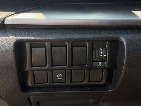 Used 2019 Subaru Forester Premium AWD/4WD image 20